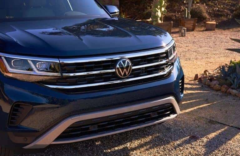 2023_Volkswagen_Atlas_Blue_LED_B2_o