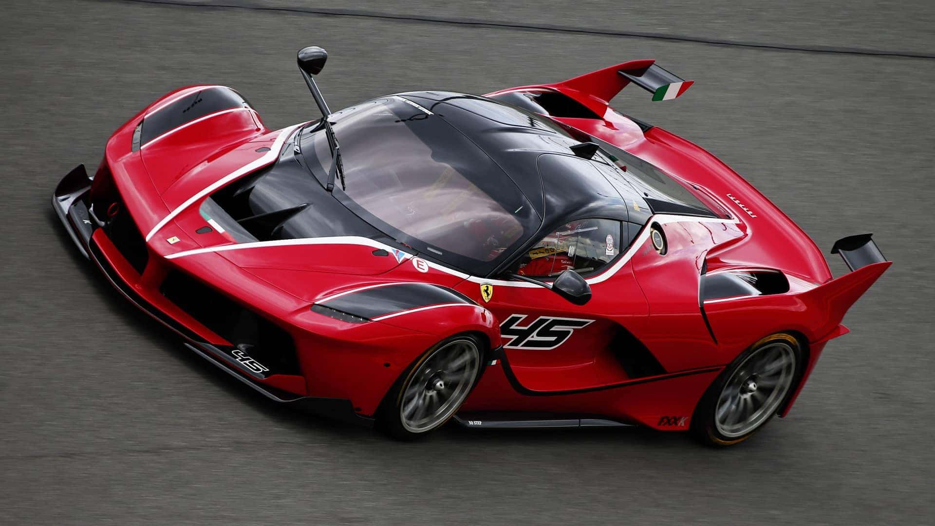 Ferrari FXX K : ni pour la route, ni pour la course - Challenges