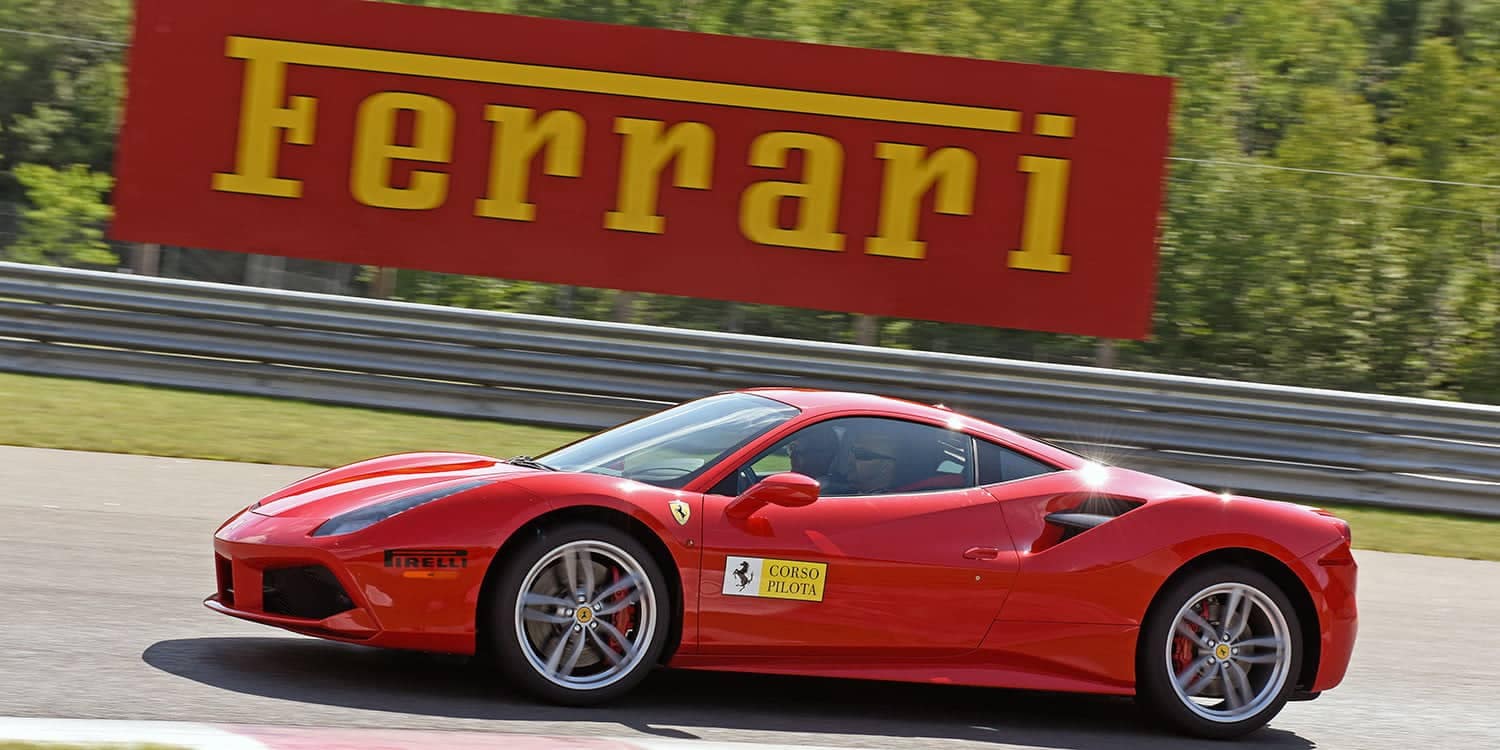 Corso Pilota Ferrari Driving School