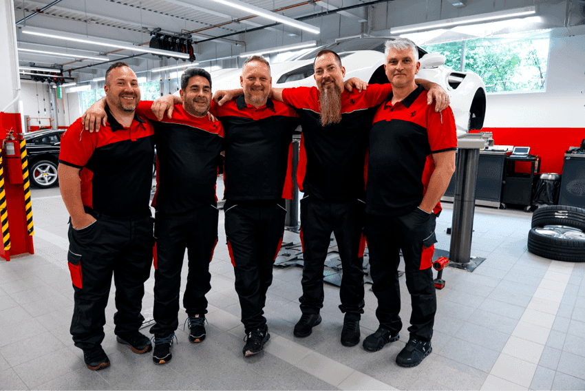 Ferrari-Long-Island-Service-Staff