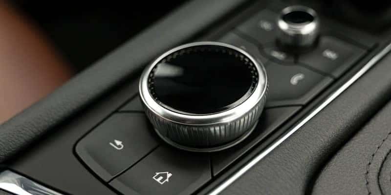2021-Cadillac-XT5-07