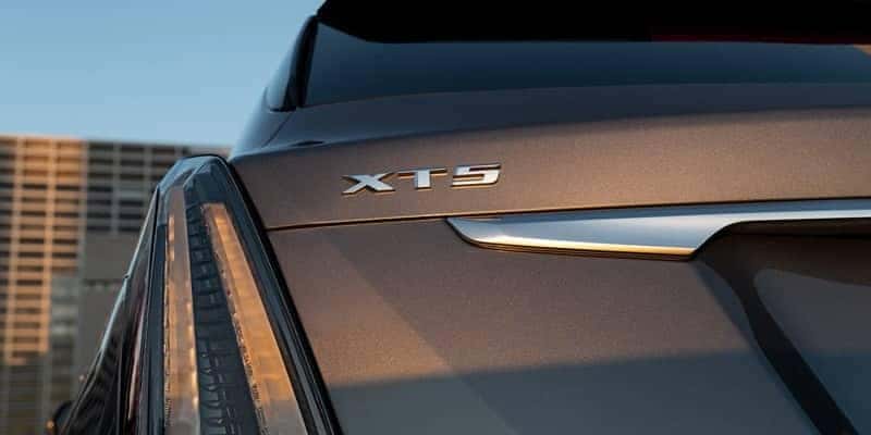 2021-Cadillac-XT5-08