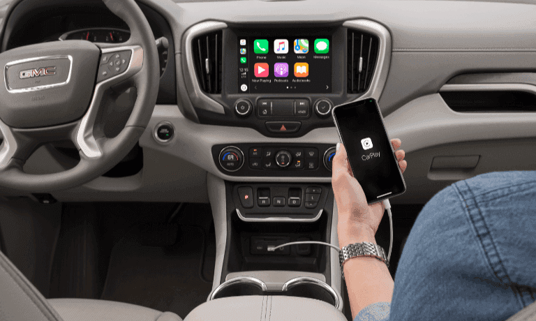 2021 GMC Terrain touchscreen