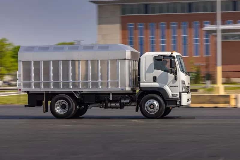 Dump truck