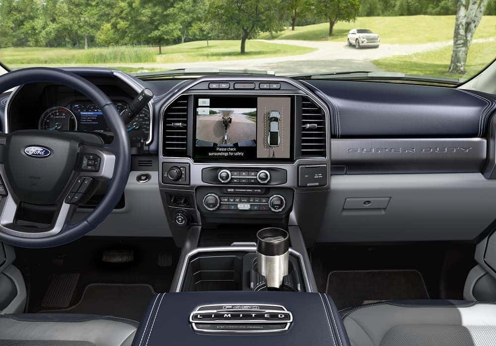 Ford F-450 Super Duty Interior Space