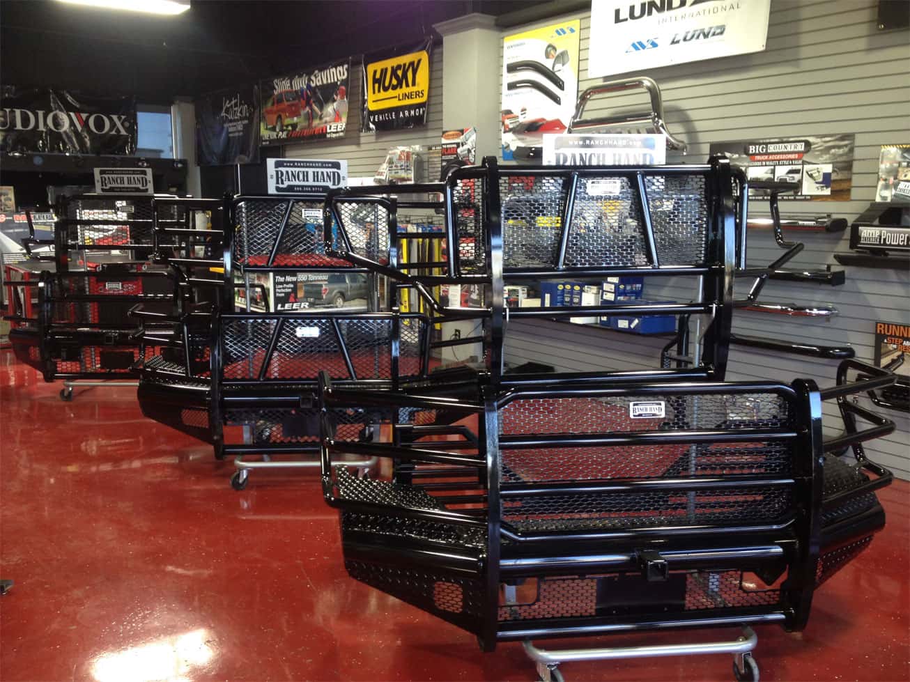 showroom accessories
