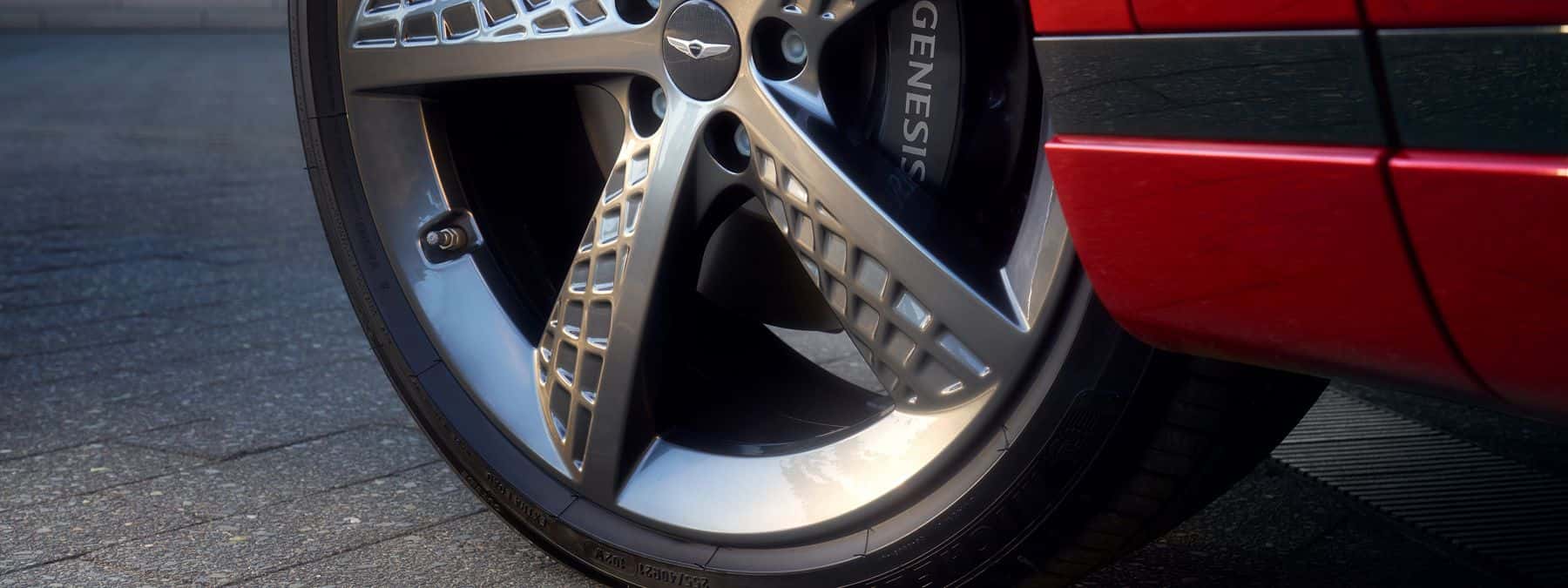 genesis-2024-close-up of tire