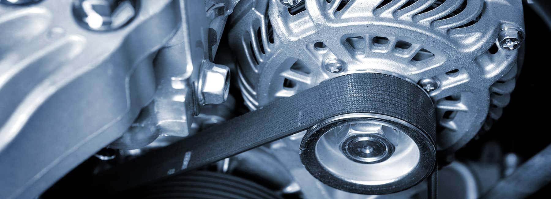 Engine with belt