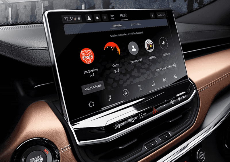 2025 Jeep Compass Infotainment Display