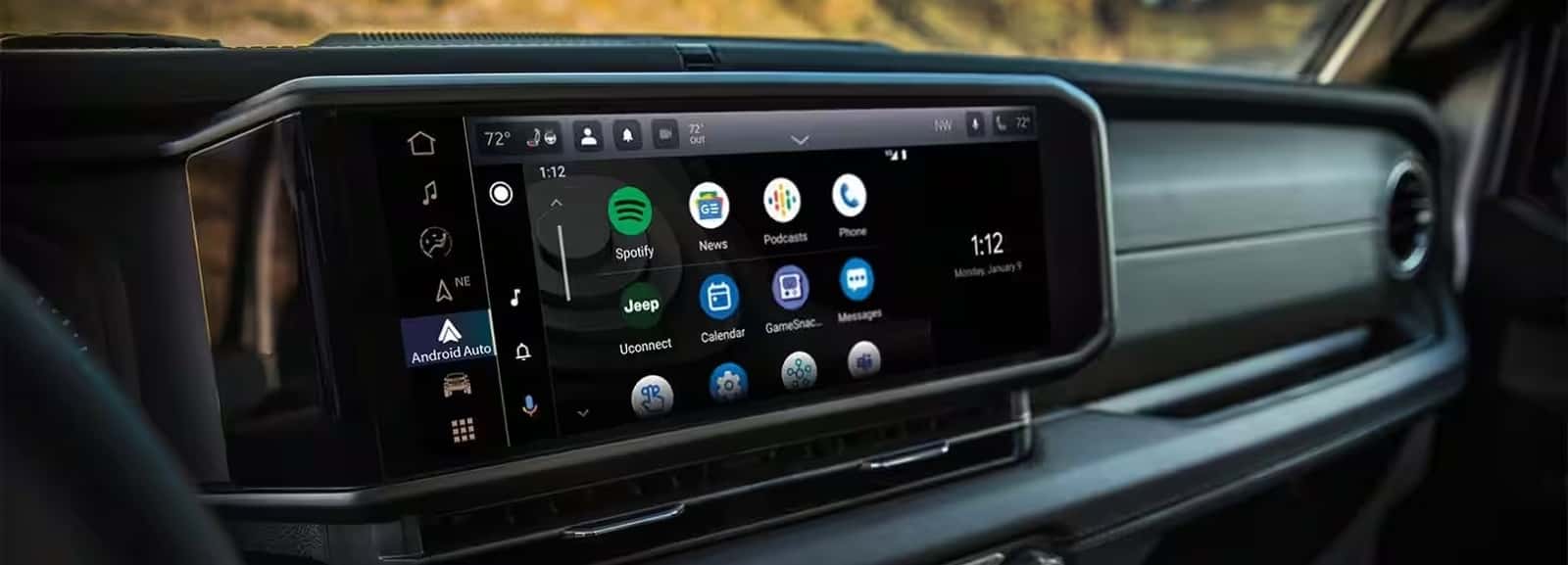 2025 Jeep Wrangler Touchscreen