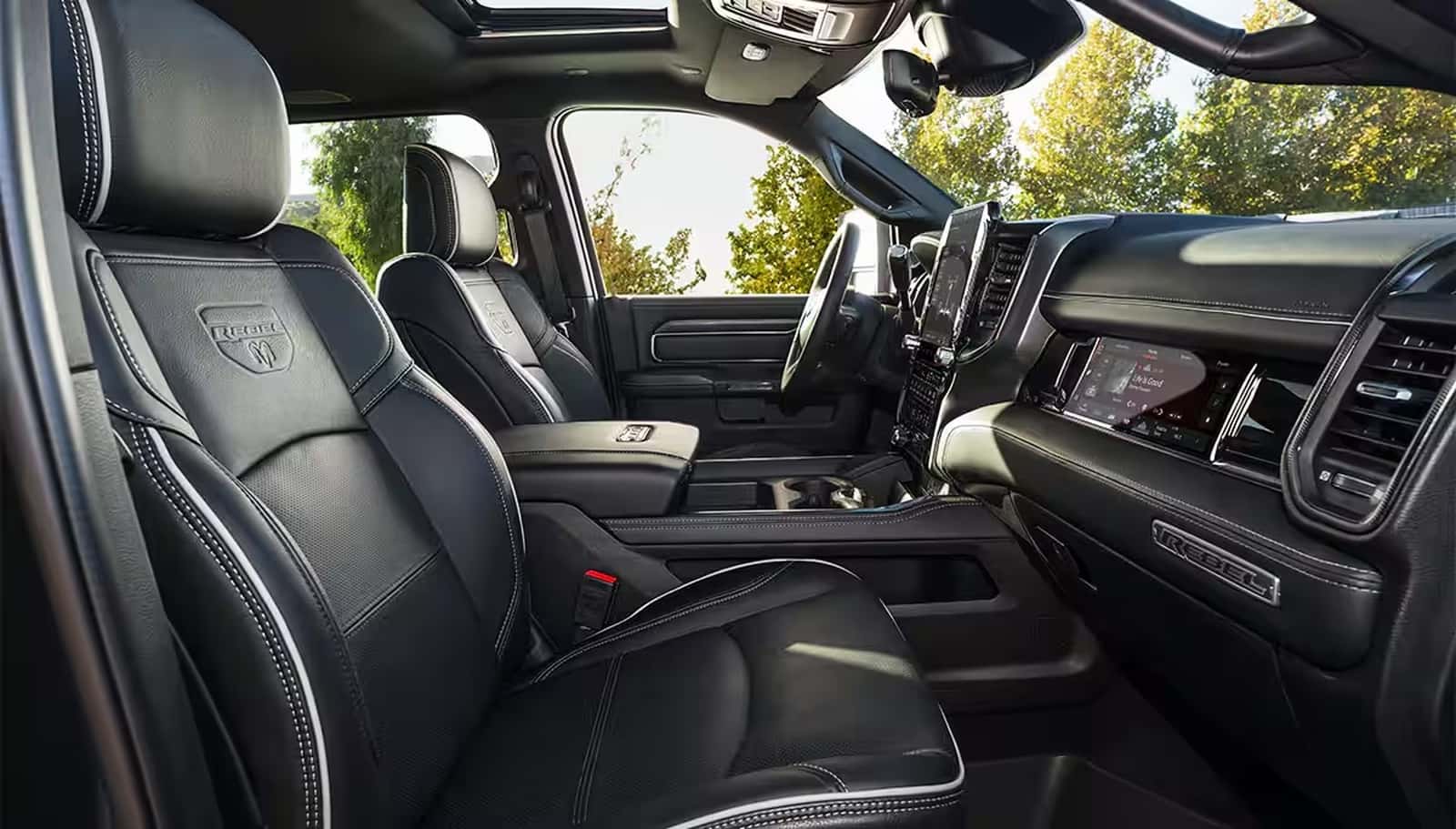 2025 Ram 2500 Front Seats