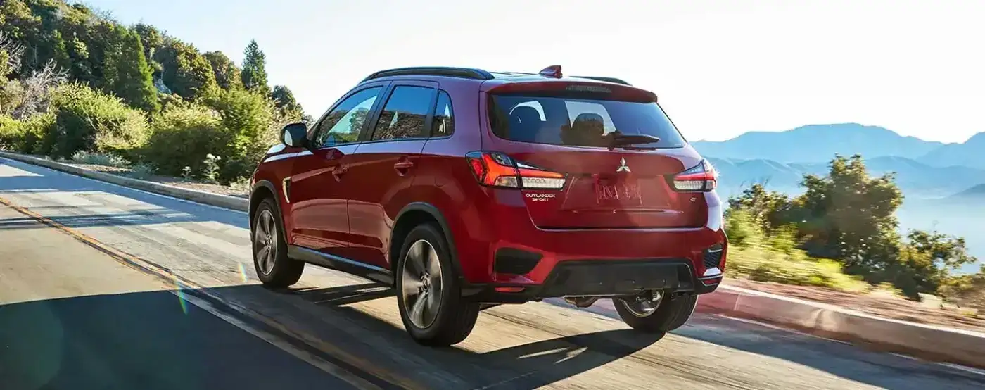 mitsubishi-driving