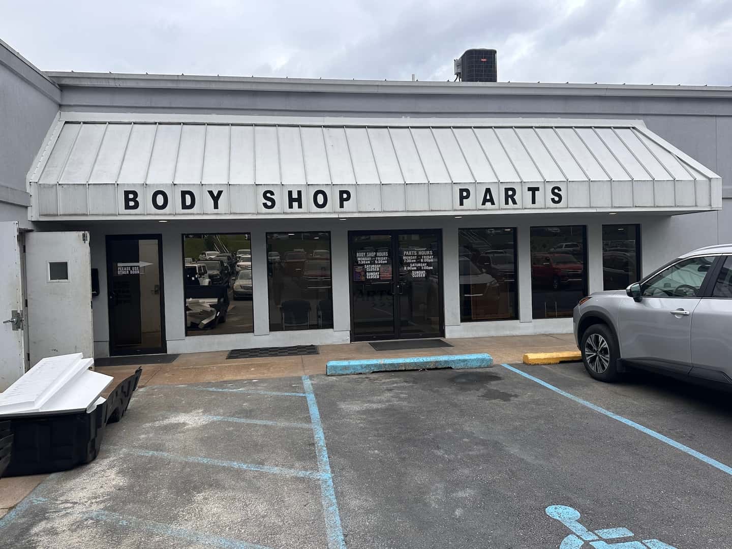 Collision Center Exterior