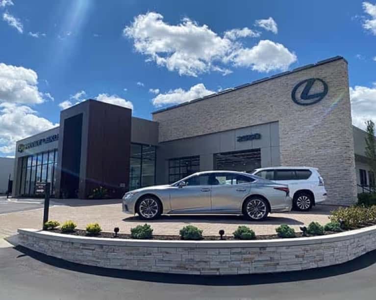 Harvey-Lexus-entrance-SB