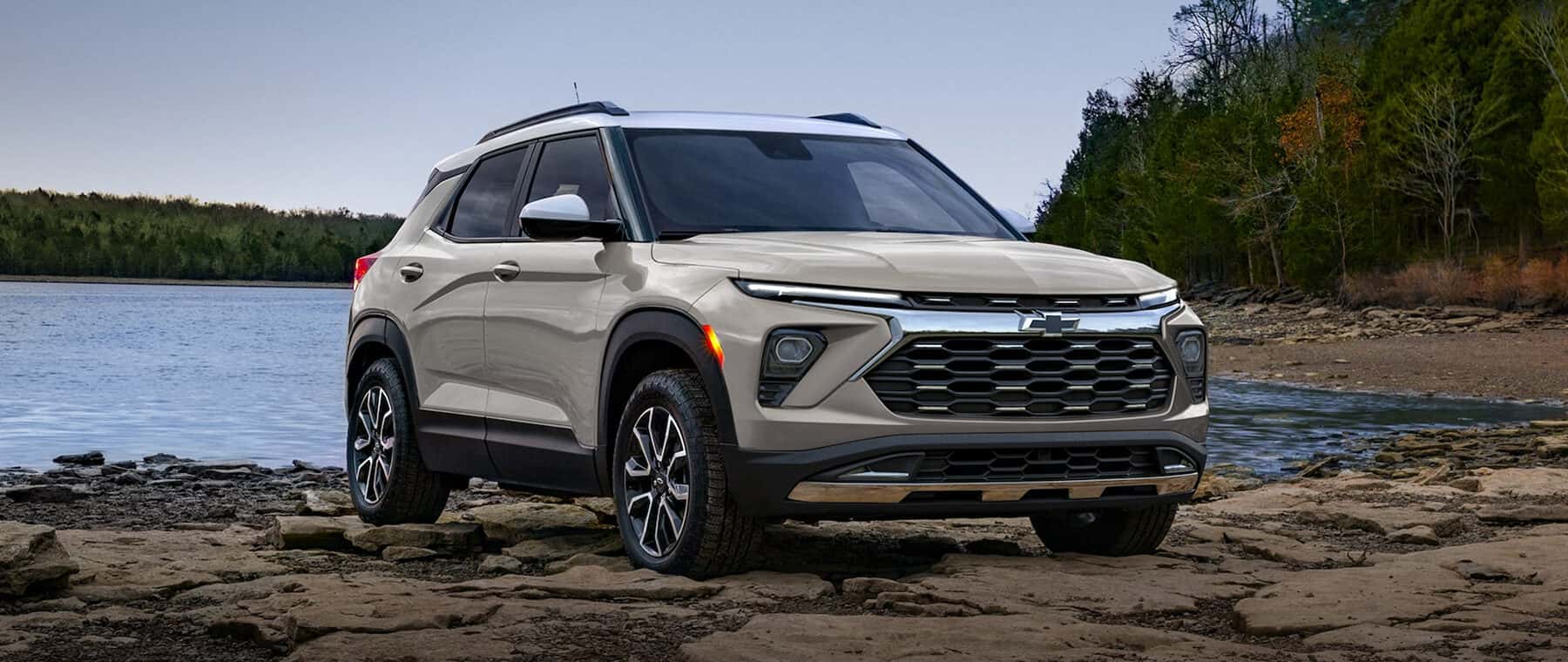 2026-Chevrolet-Trailblazer-parked-by-lake-desktop