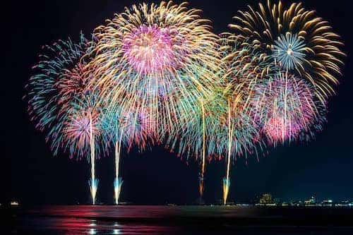 Fireworks - Depositphotos_37770339_original