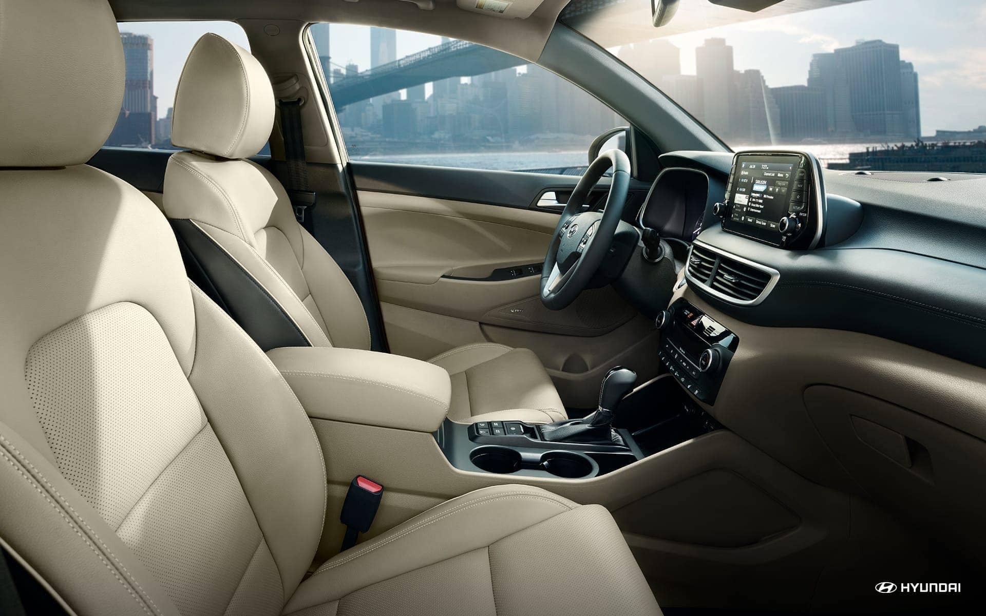 2020 Hyundai Tucson interior leather seats