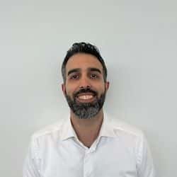 Hootan Hosseini