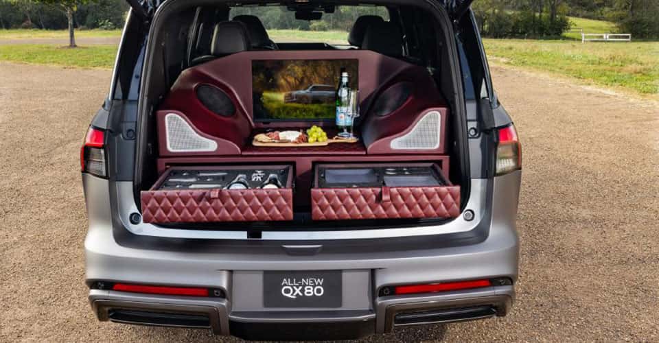 Image: INFINITI Elevates Tailgate Season With AUTOGRAPH Lounge Concept at SEMA