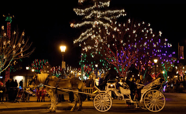 WELCOME IN THE HOLIDAY SEASON AT GLENDALE GLITTERS
