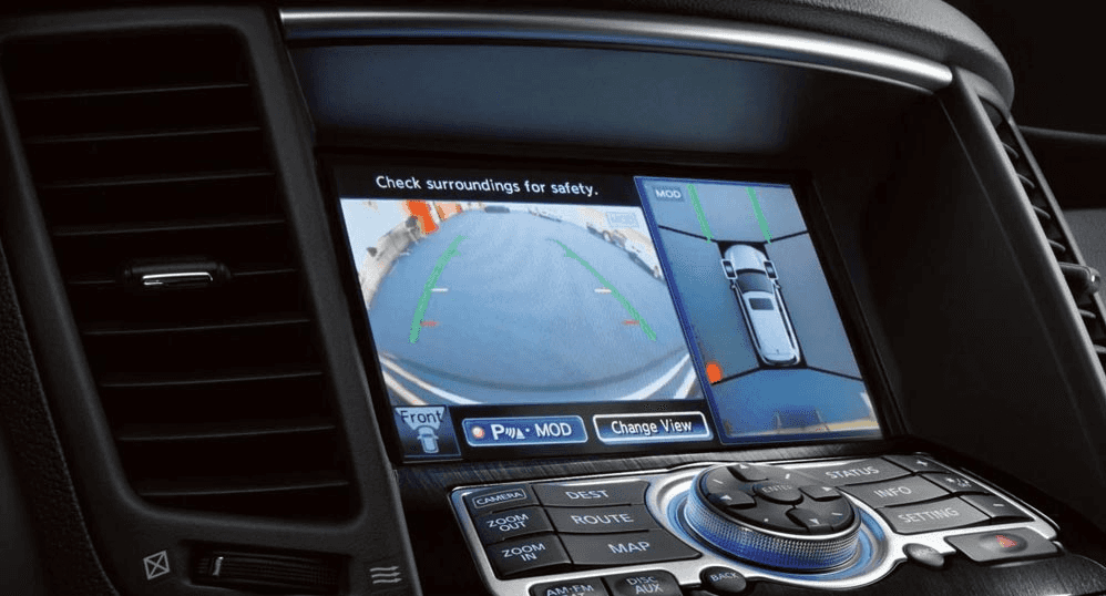 MOTION-ACTIVATED LIFTGATE