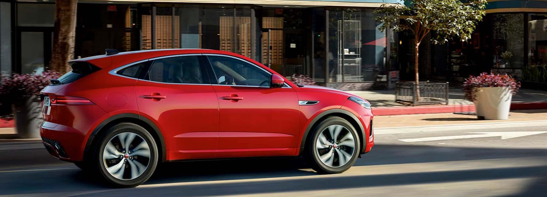 2022jaguar_epace-side-angleview-street-red