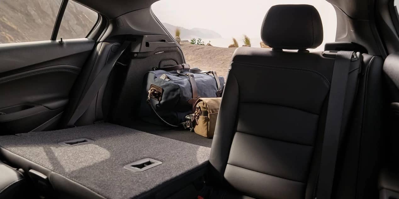 2019 Chevrolet Cruze hatchback 60-40 split seat down interior