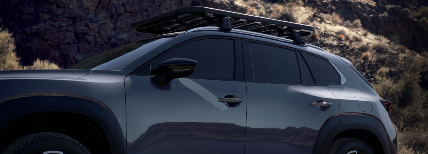 2022 Mazda CX-50- sideview-closeup-roofrack-hills-grey