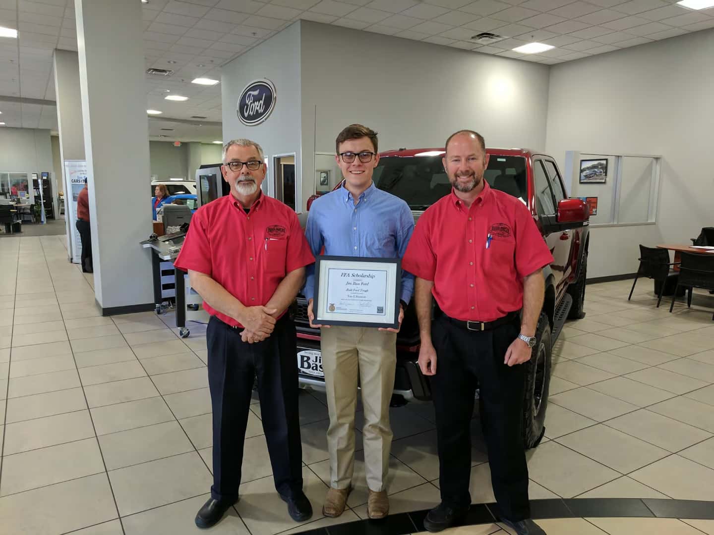 Ford_FFA-Built-Ford-Tough-Dealers-Scholarship