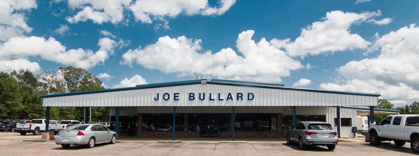 Outside Joe Bullard Ford