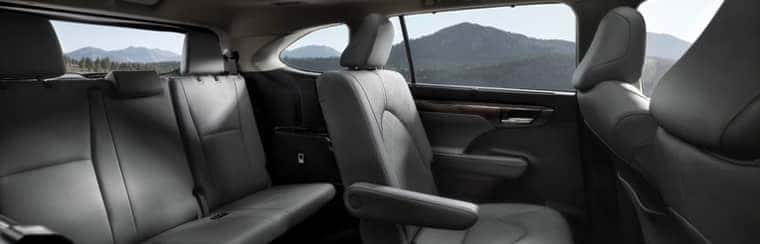 2025 Toyota Highlander Interior