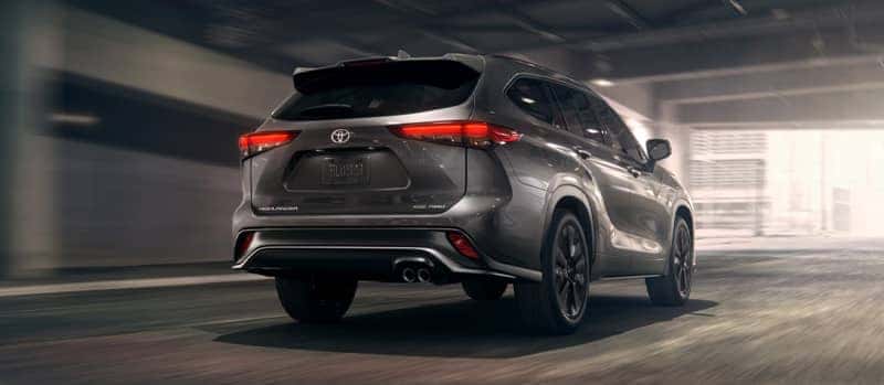 2025 Toyota Highlander Gallery02