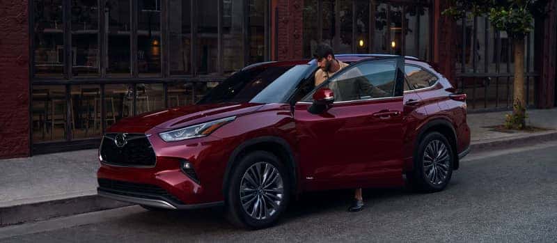 2025 Toyota Highlander Gallery05