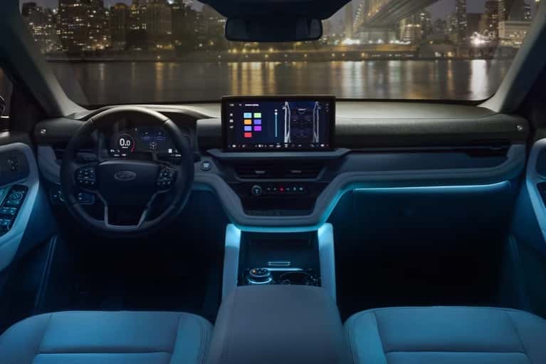 2025-Ford-Explorer-dashboard