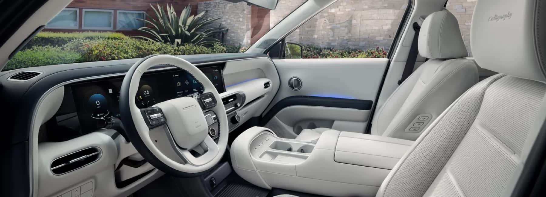 2026-Palisade-HEV-dashboard-interior-view-mobile