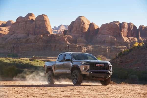 gmc_canyon_2025_gray_truck_off-road
