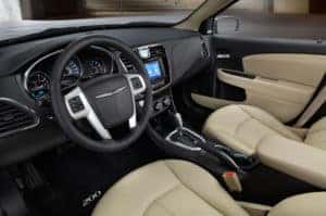 2013-chrysler-200-interior