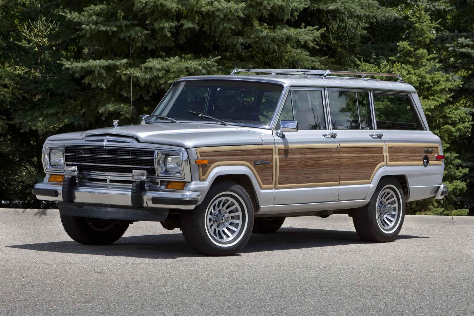 Jeep to Preview New Wagoneer This Summer