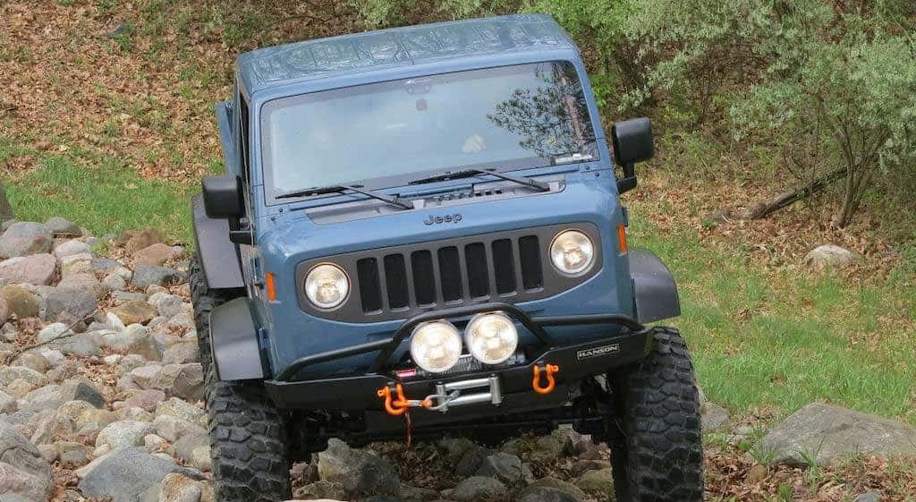 Going Offroad in Your Jeep? 5 Things You'll Want to Have in Place 