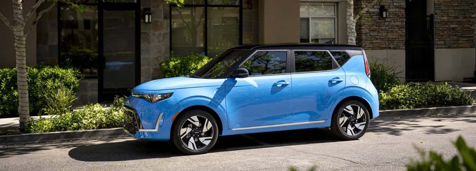 2025-Kia-Soul-parked-on-treed-city-block