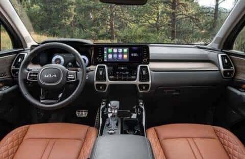 Cockpit of the 2022 Kia Sorento