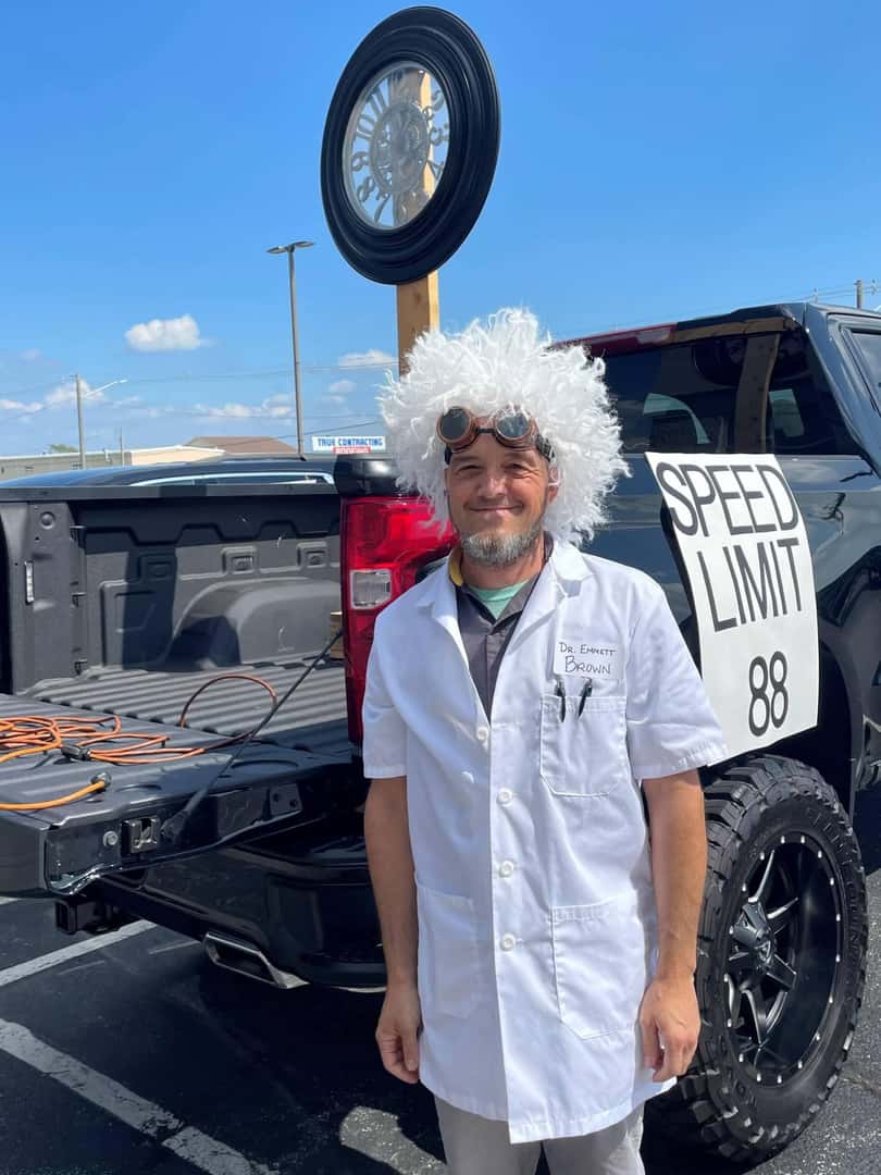 Man-dressed-as-Doc