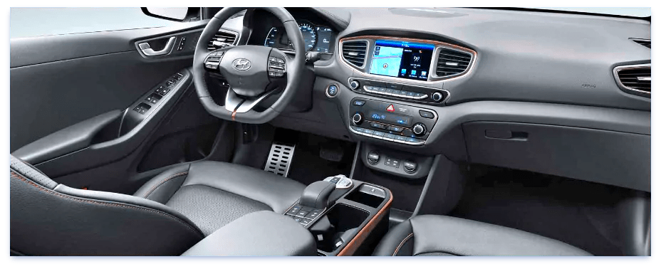 Hyundai IONIQ Hybrid Interior