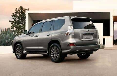 2021_Lexus_GX_Rear_Exterior 