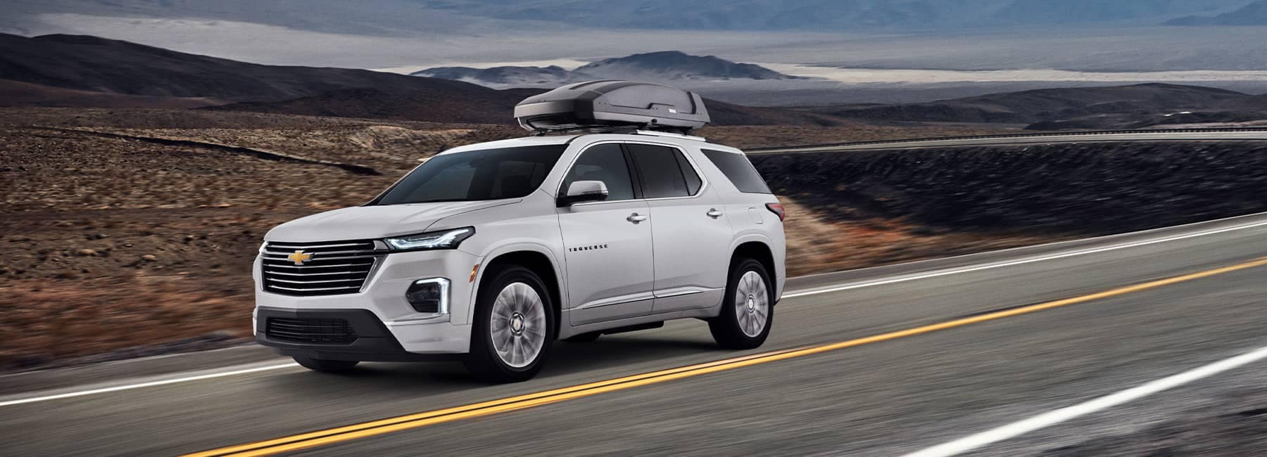 2022 Chevrolet Traverse with roof cargo box