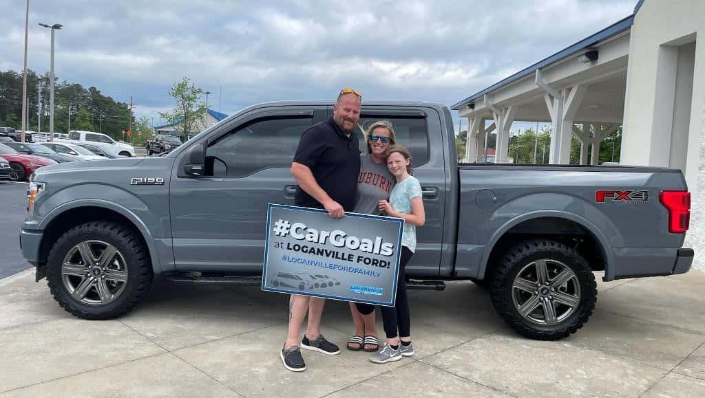 customer with vehicle