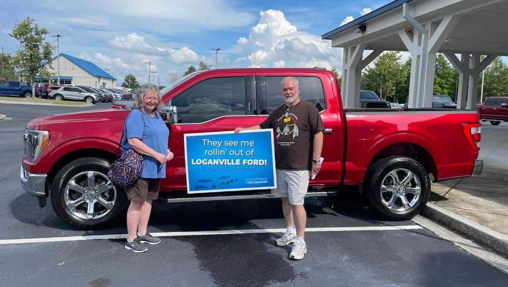 customer with vehicle