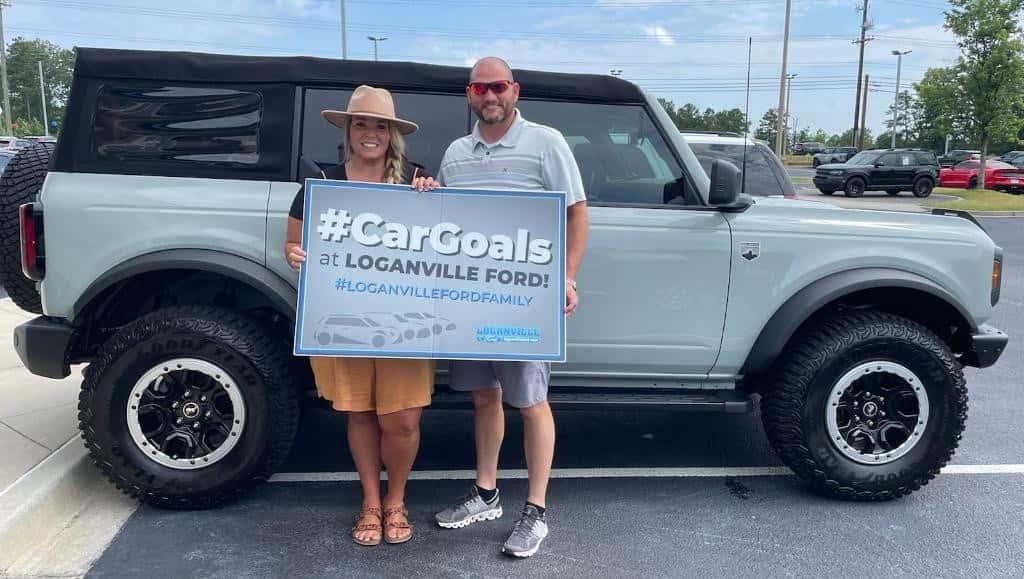 customer with vehicle