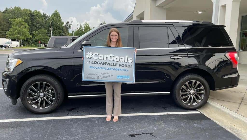 customer with vehicle