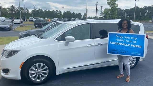 customer with vehicle